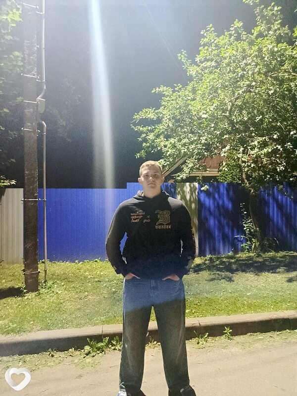 Даниил, 20, Жлобине — анкета №3140585