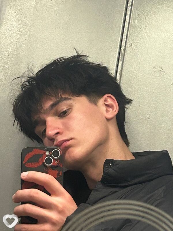 Миша, 21, Казани — анкета №3140849