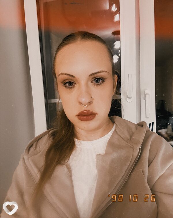 Sashka, 19, Москве — анкета №3141473