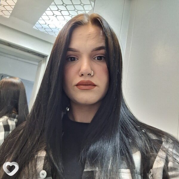 Анастасия, 21, Старом Осколе — анкета №3141818