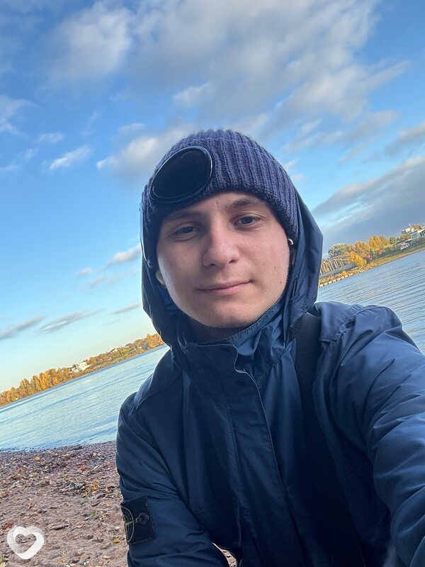 Артём, 22, Санкт-Петербурге — анкета №3141836