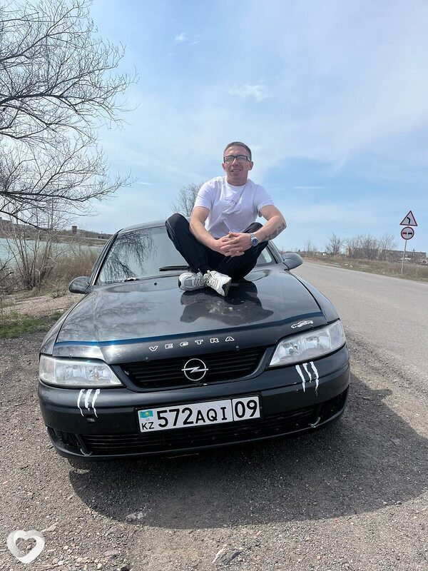 Павел, Жанатас