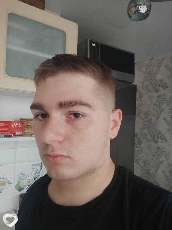 Витя, Гусев