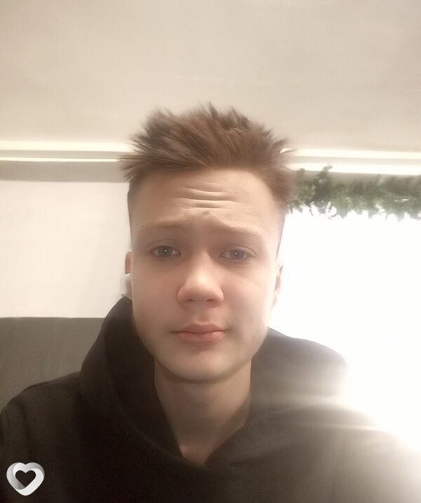 Сергей, 19, Улан-Удэ — анкета №3143972