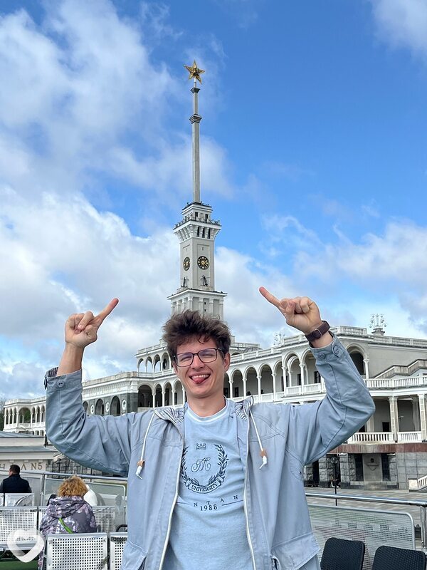 Anton, 20, Москве — анкета №3144731