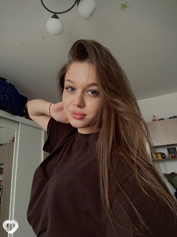 Карина, 18, Санкт-Петербурге — анкета №3144698