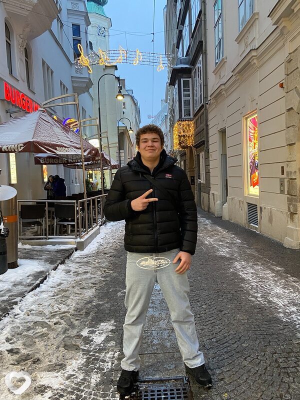Дима, 23, Киеве — анкета №3146105