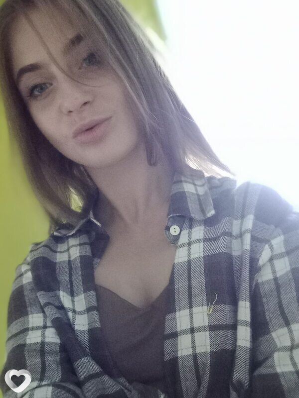 Алена, 25, Усть-Каменогорск — анкета №3147525
