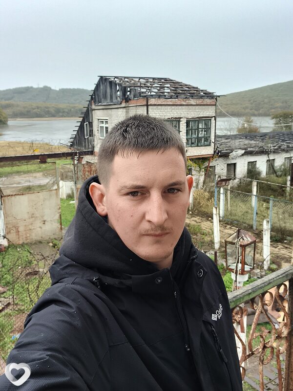 Роман, 29, Артеме — анкета №3148238