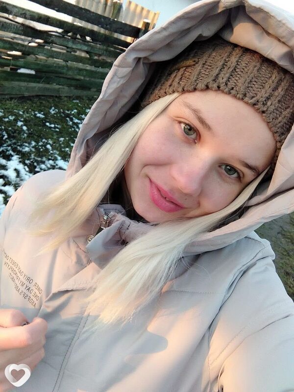 Вікторія, 24, Харькове — анкета №3148839