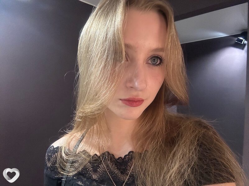 Аня, 21, Санкт-Петербурге — анкета №3148618