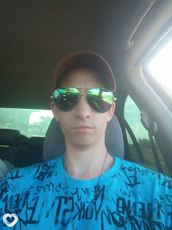 Александр, 20, Кургане — анкета №3150342