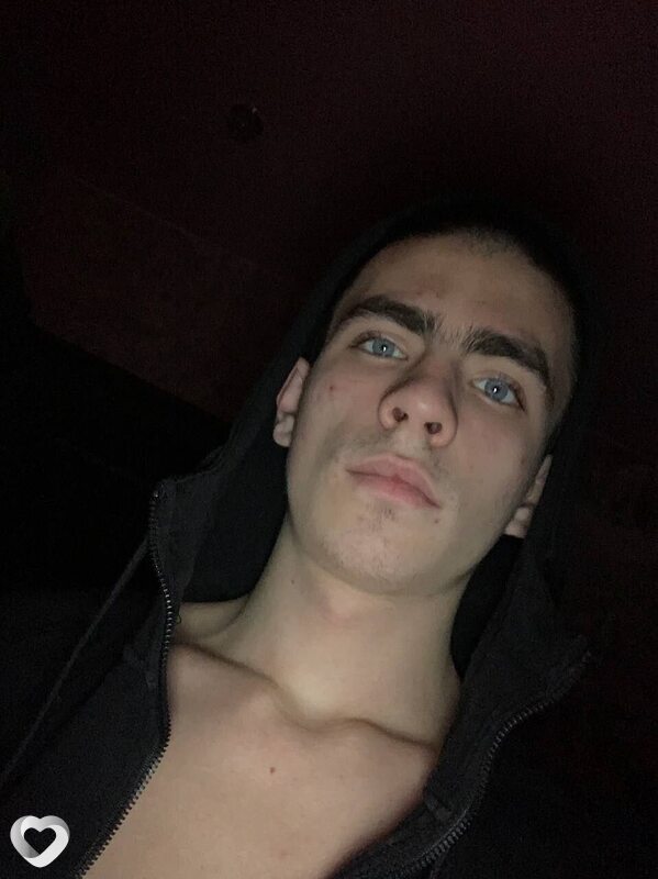 Кирилл, 20, Нижнем Тагиле — анкета №3150576