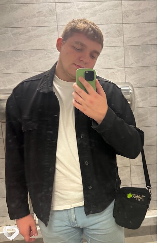 Тимур, 21, Гомеле — анкета №3151172