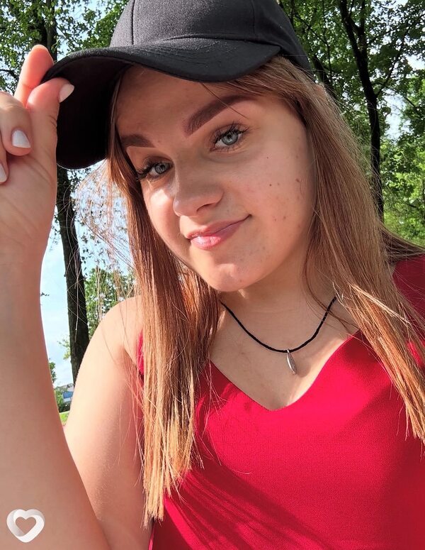 Елизавета, 20, Минске — анкета №3151372