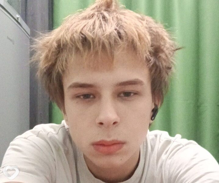 Дима, 19, Санкт-Петербурге — анкета №3151253