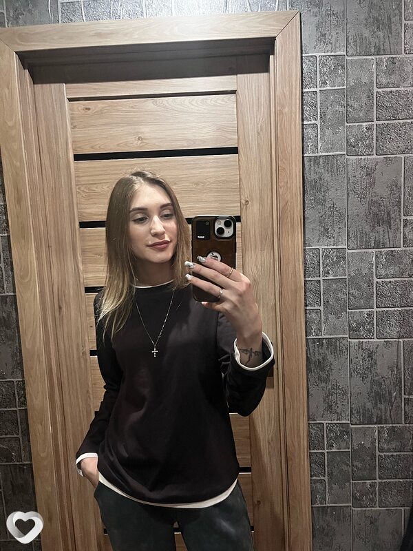 Алёна, 23, Орёл — анкета №3151673