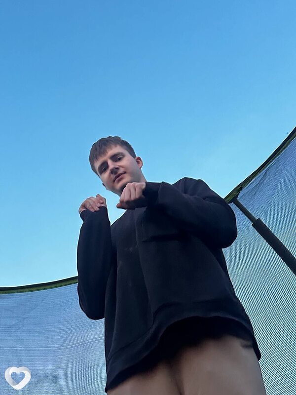 Артём, 20, Калуге — анкета №3152911