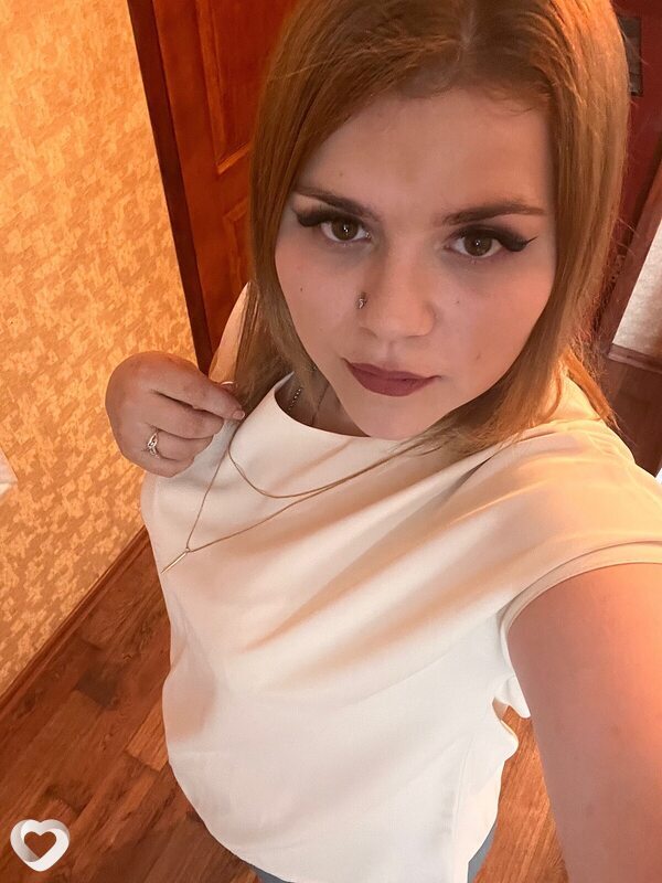 Аня, 28, Донецке — анкета №3153643