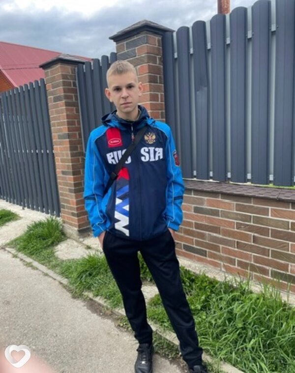 Данил, 19, Славянске-на-Кубани — анкета №3154662