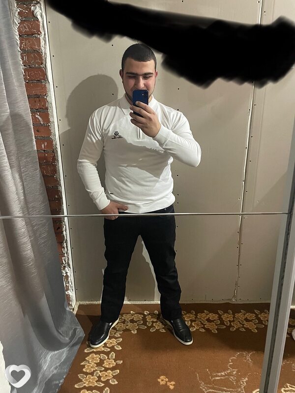 Артем, 28, Краснодаре — анкета №3155165