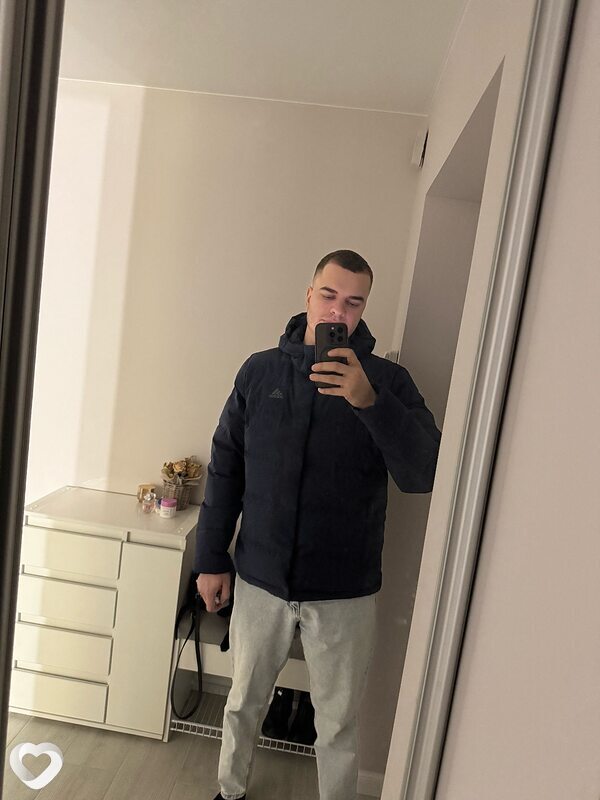Александр, 28, Омске — анкета №3155106