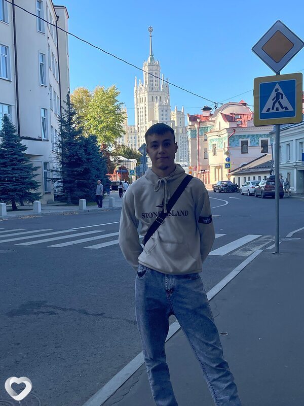 Кирилл, 22, Сочи — анкета №3155782