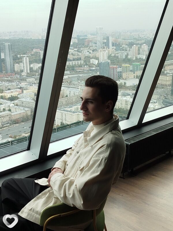 Кирилл, 22, Москве — анкета №3155818