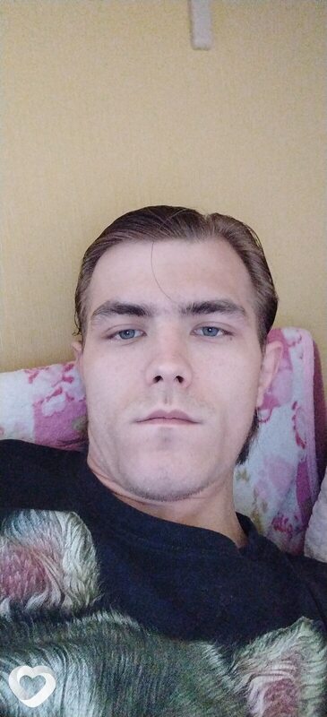 Артём, 24, Волгограде — анкета №3156277