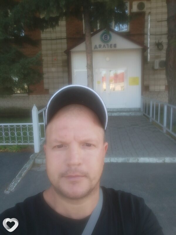 Максим, 42, Горно-Алтайске — анкета №3156753
