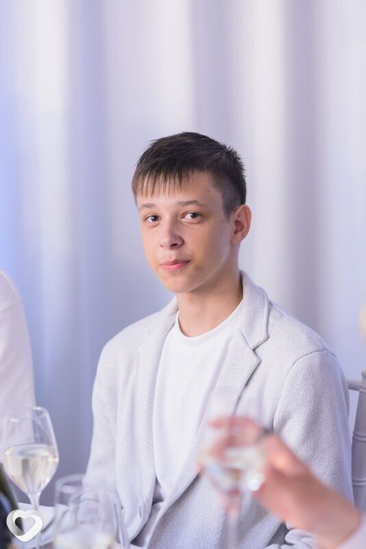 Илья, 18, Новосибирске — анкета №3156957