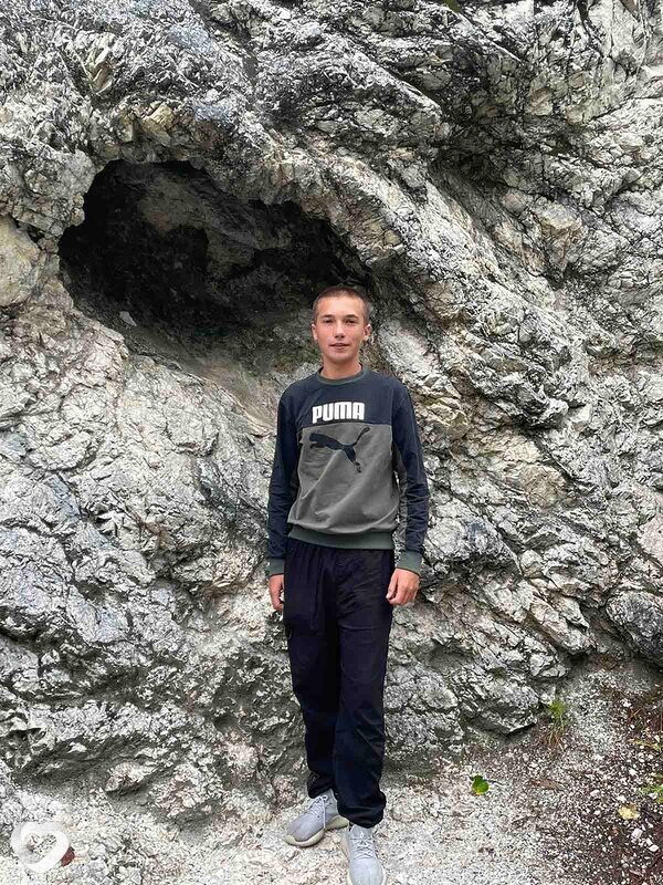 Денис, 18, Черемхове — анкета №3157356
