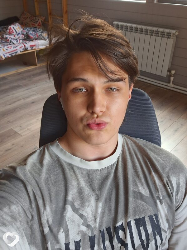 Макс, 19, Алматы — анкета №3157368