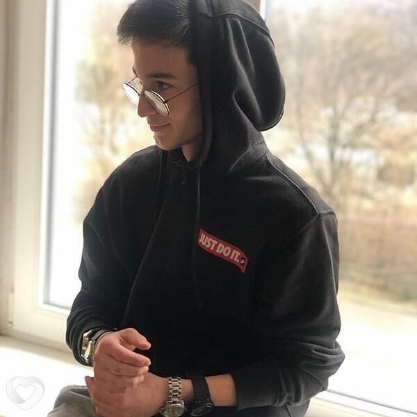 Astemir, 26, Североморске — анкета №3157883