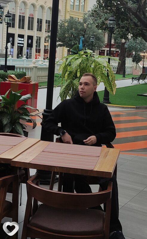 Паша, 22, Калинковичах — анкета №3158297