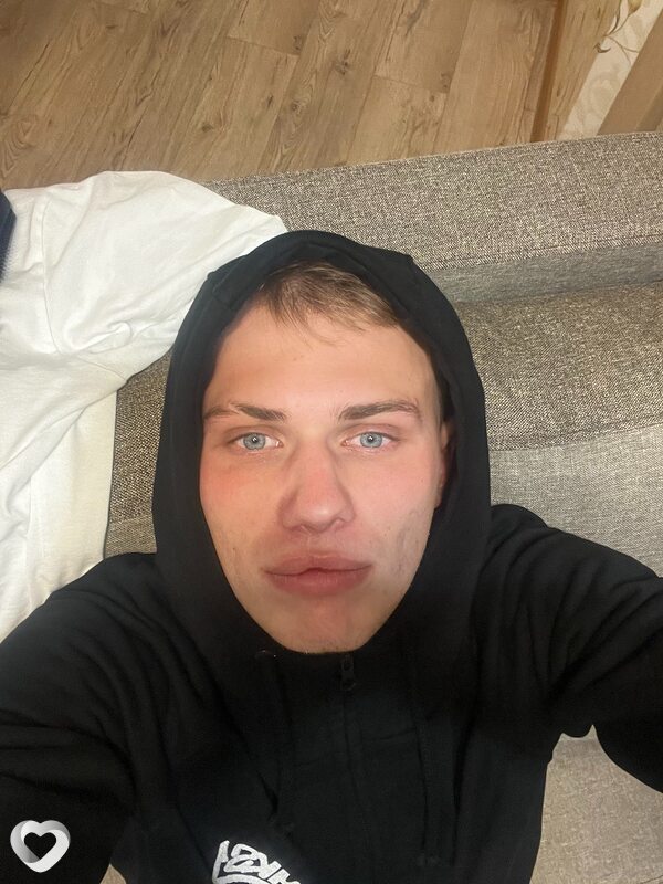 Артем, 23, Минске — анкета №3158664