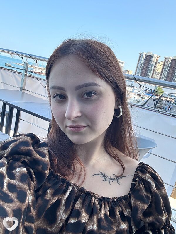 Екатерина, 27, Новороссийске — анкета №3158667