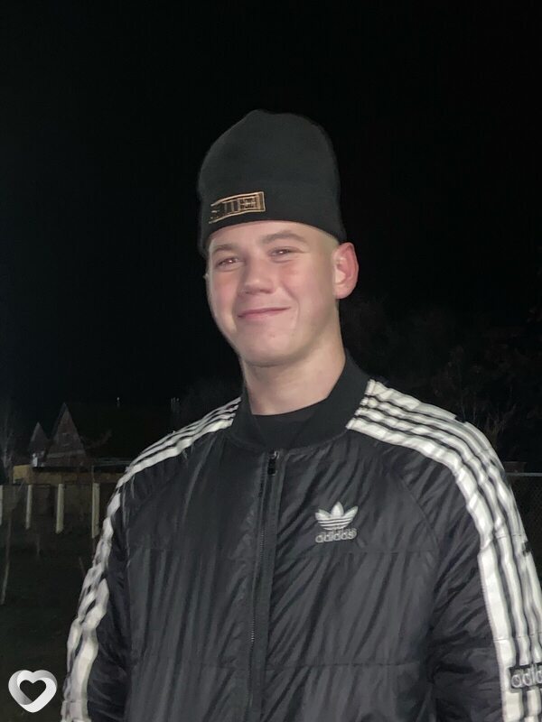 Вадимка, 20, Астрахани — анкета №3159915