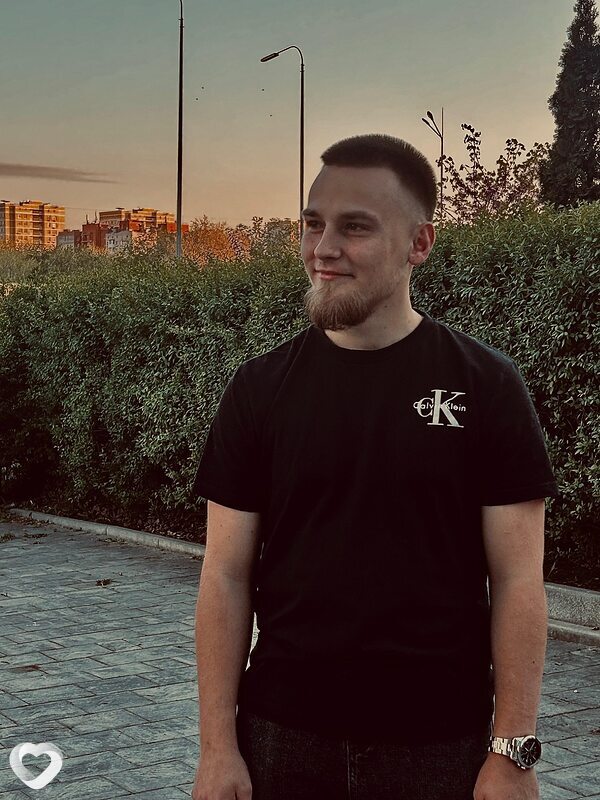 Илья, 23, Ростове-на-Дону — анкета №3159946