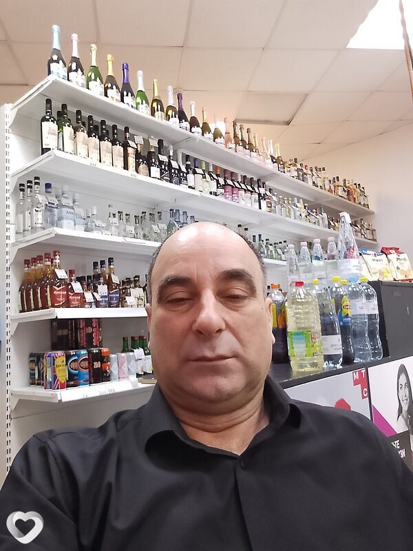 Алик, Гатчина