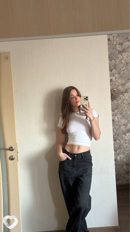 Анюта, 20, Москве — анкета №3160673