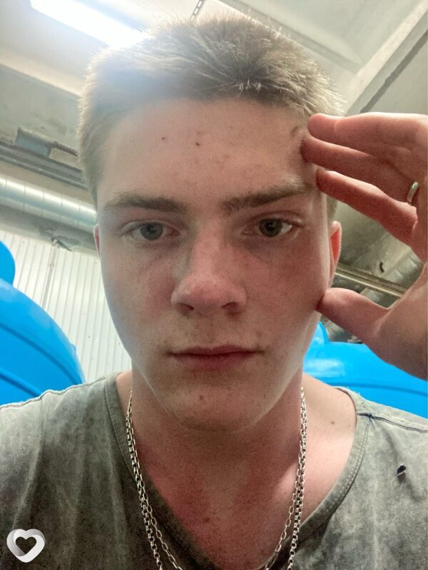 Иван, 20, Новокуйбышевске — анкета №3162359