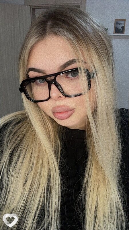 Арина, 23, Новороссийске — анкета №3162487