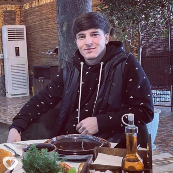 Баха, 26, Горно-Алтайске — анкета №3162488