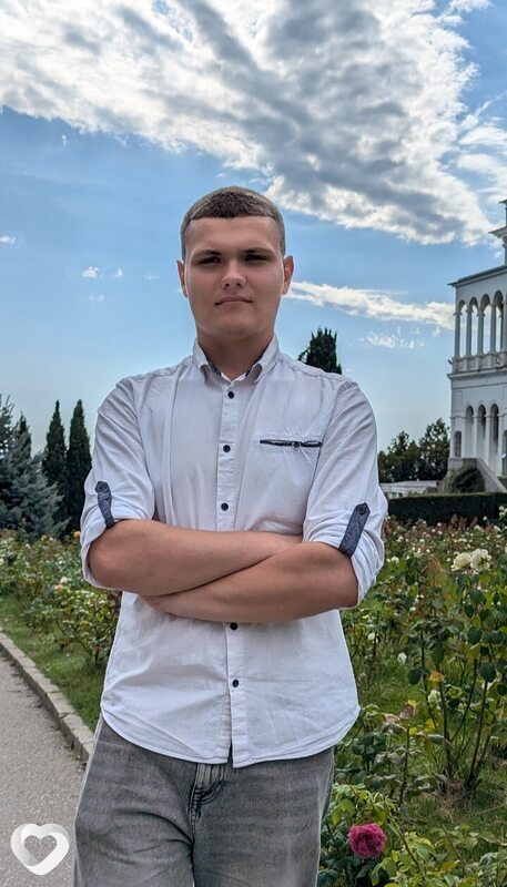 Максим, 20, Белгороде — анкета №3162759
