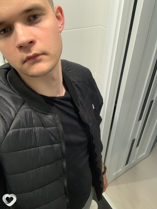 Михаил, 20, Барнауле — анкета №3163019