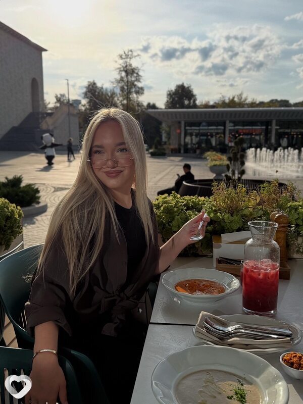 Алина, 19, Москве — анкета №3164983