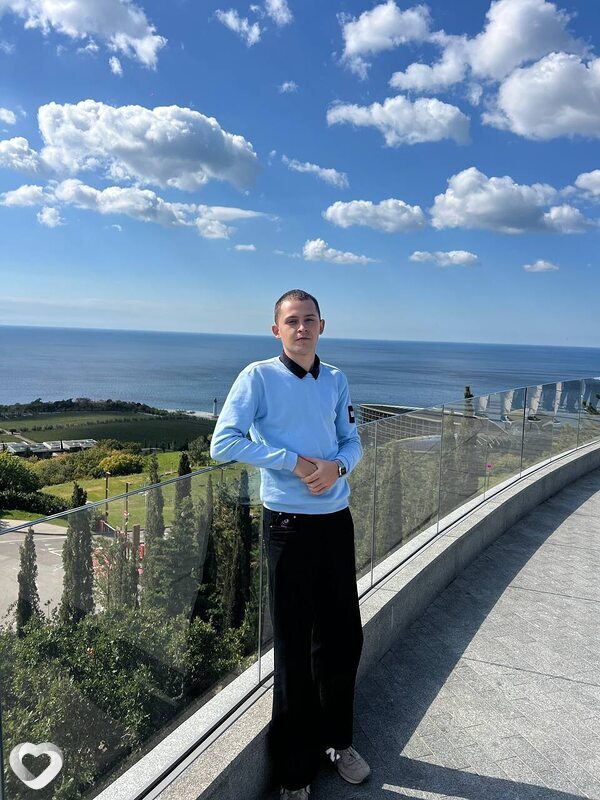 Влад, 19, Симферополе — анкета №3165061