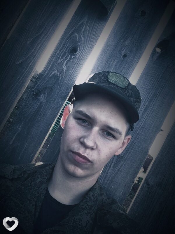 Денис, 23, Зиме — анкета №3165320