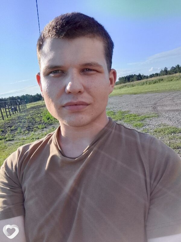 Дима, 22, Новоалтайске — анкета №3165378